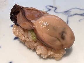 真牡蠣の握り