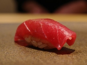 鮪の赤身の握り