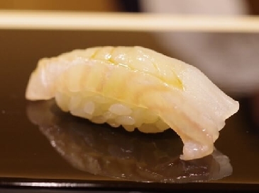 uma foto de Falso-alabote-japonês