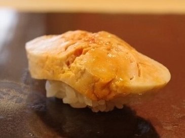 Una foto de sushi Hígado de rape